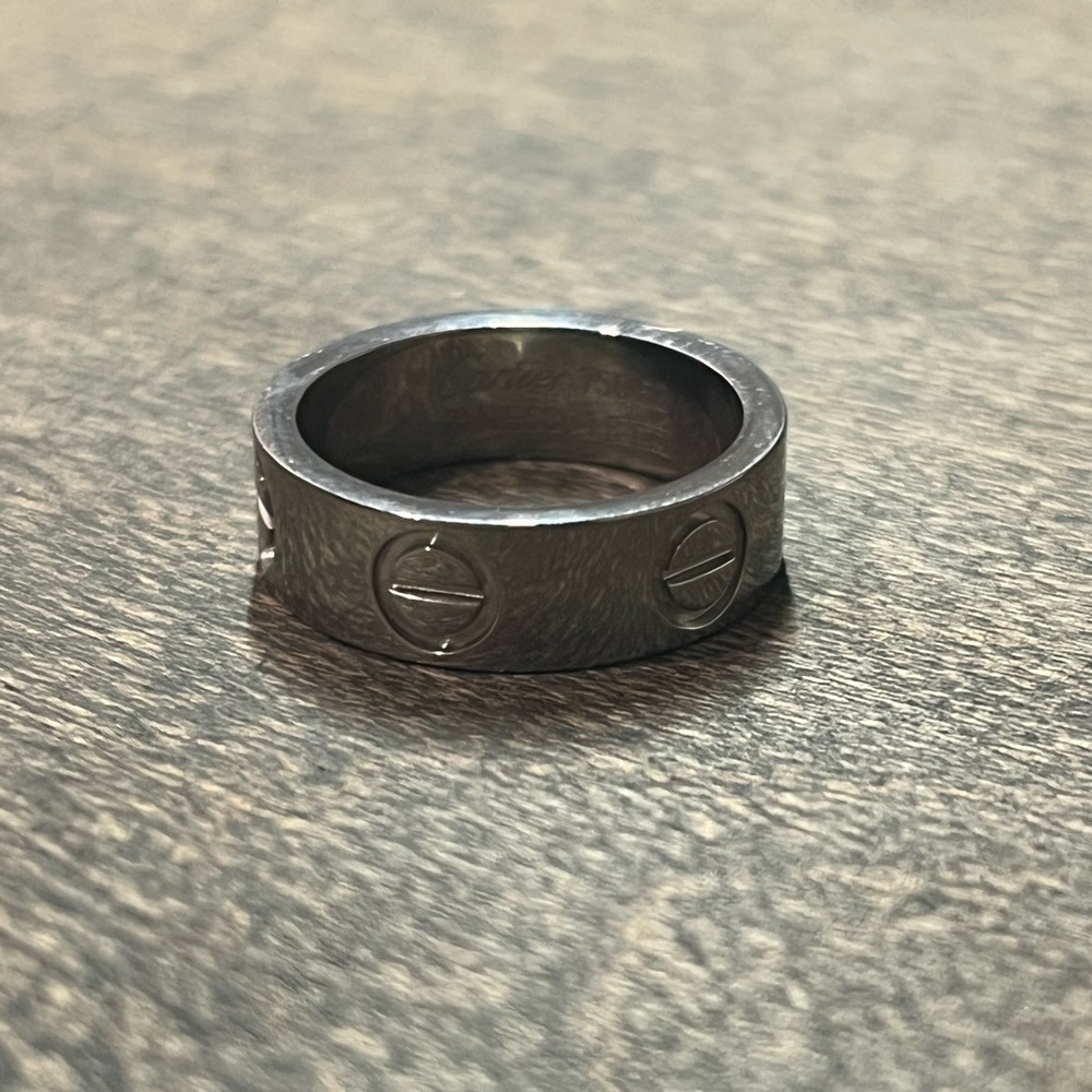 Cartier love ring